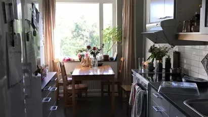 Kvinnlig roomate till fyra på Guldheden